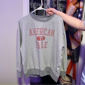 American Eagle women’s gray sweatshirt